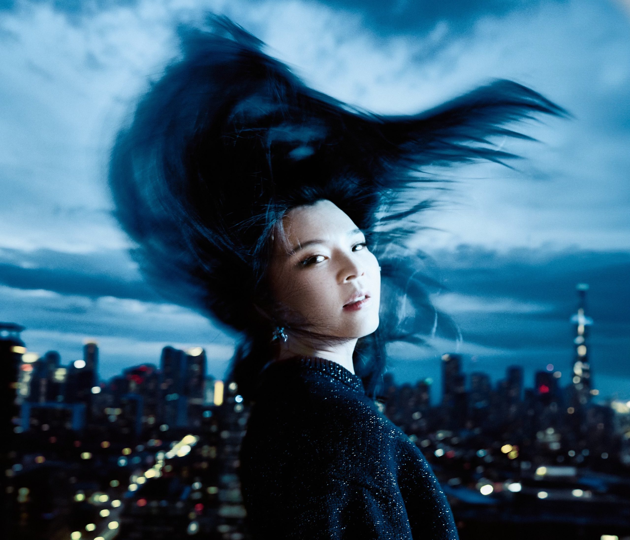 Aiko Tomi lights song